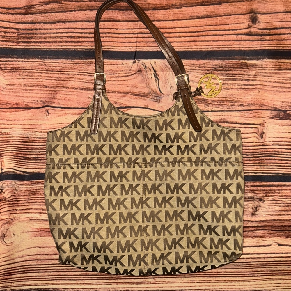 Michael Kors Brown Logo Leather Straps Shoulder Bag!